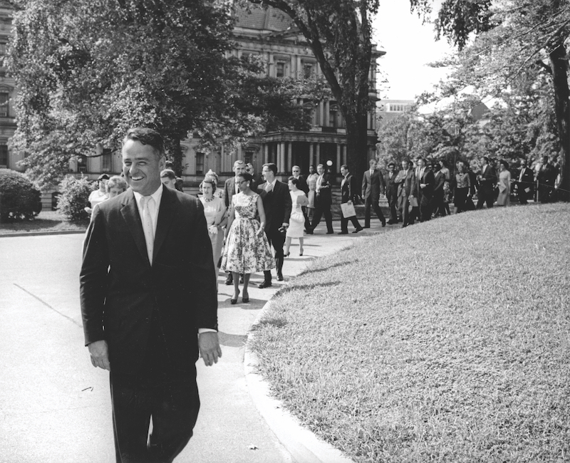 Sargent Shriver leading the first group of Peace Corps Volunteers, 1961